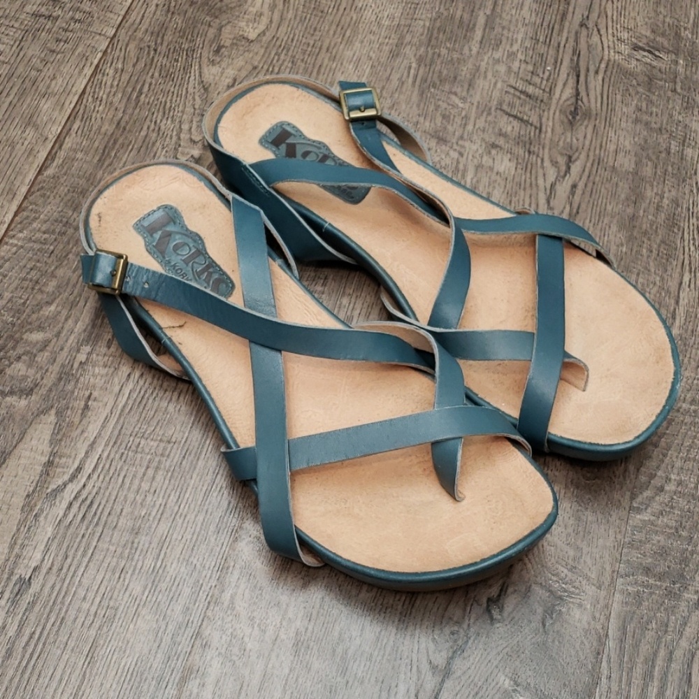 Korks by Kork-Ease Strappy Flat Sandals 8/39